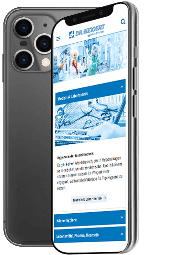 Smartphone-Bildschirm zeigt Bildauschnitte der Dr. Weigert Website